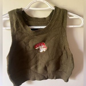 Cropped sweater vest